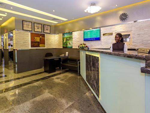 Oasis Deira Hotel Dubai Eksteriør bilde