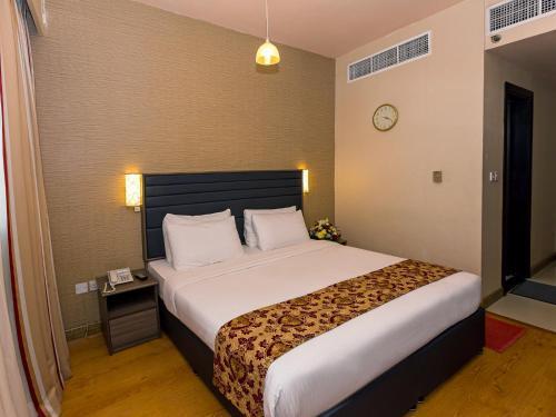 Oasis Deira Hotel Dubai Eksteriør bilde